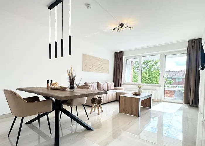 Regency Apartments - Exklusive Zentrale 50M2 Wohnung, Balkon, Wifi, Netflix