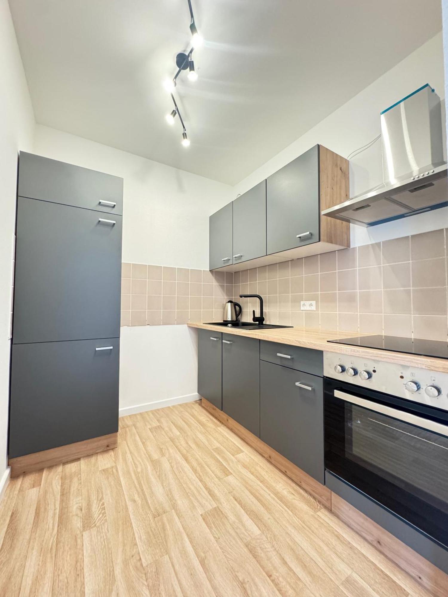 Apartment Regency - Exklusive Zentrale 50m2 Wohnung, Balkon, Wifi, Netflix Hannover