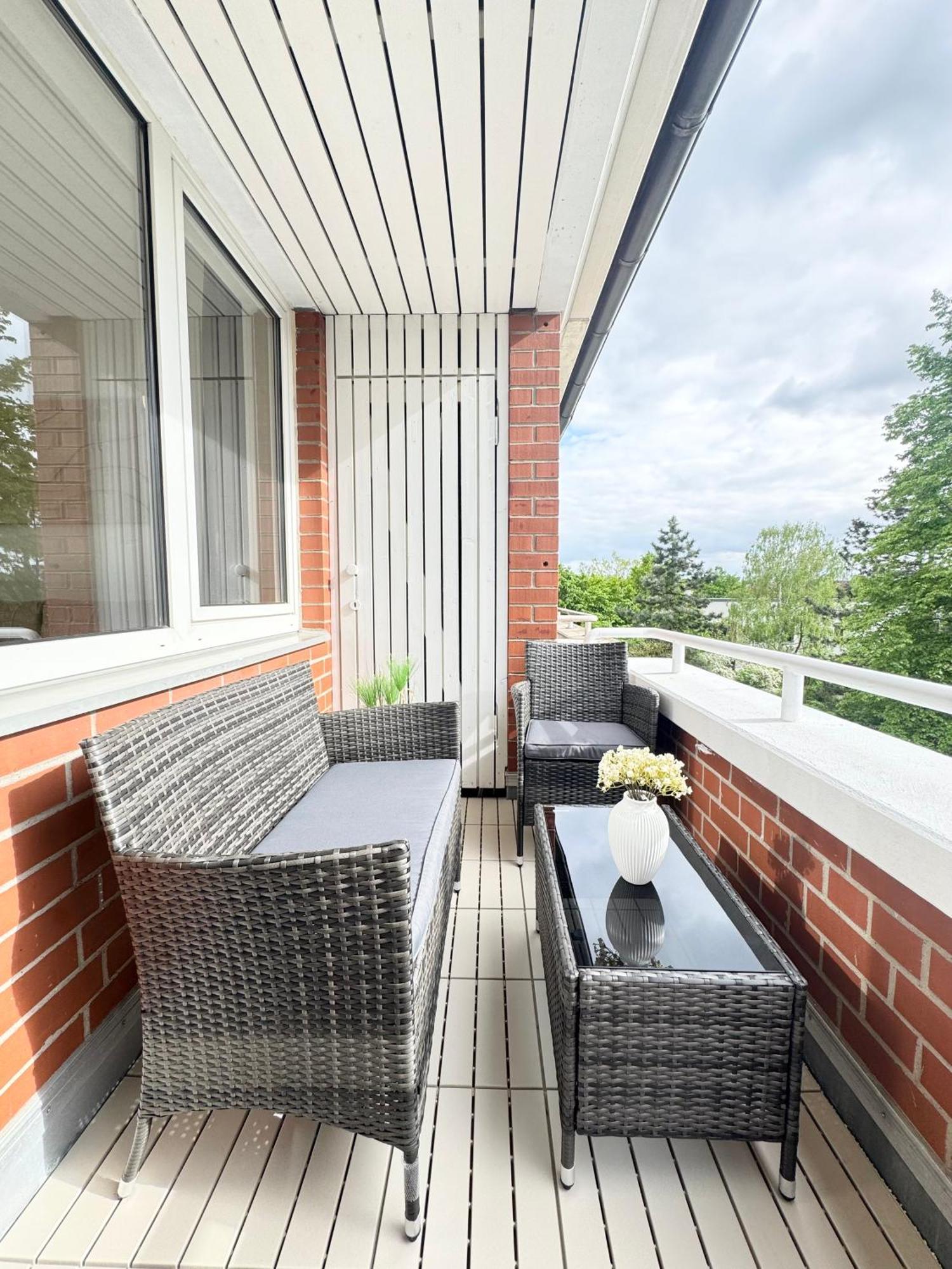 Regency - Exklusive Zentrale 50m2 Wohnung, Balkon, Wifi, Netflix